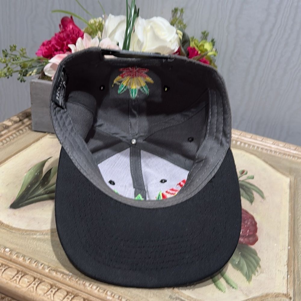 HowD Jamaican KUSH Marijuana Leaf Front Back Embroidery Snapback Cap Hat Unisex - Picture 10 of 15